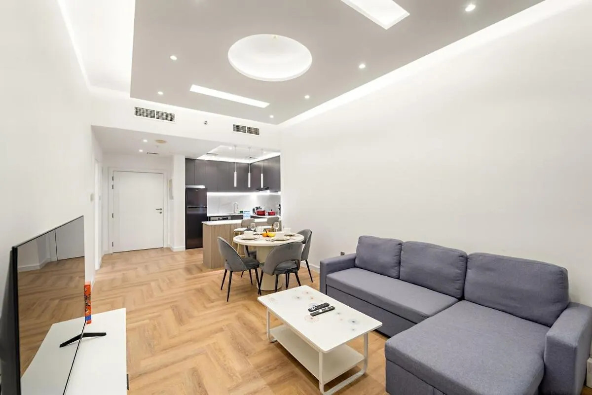 Apartment First Class 1Br Luxe Getaway Dubai