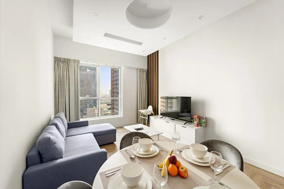 Apartment First Class 1Br Luxe Getaway Dubai